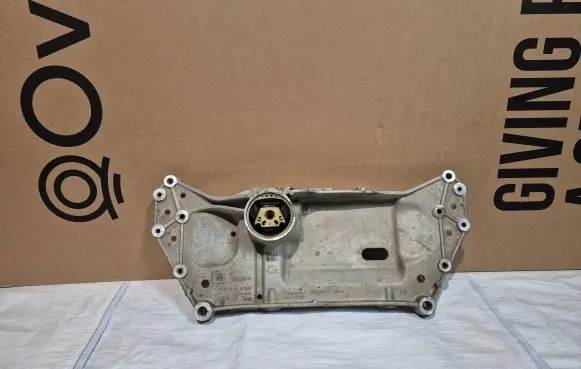 Volkswagen Touran I Front subframe 1K0199369G 15092003