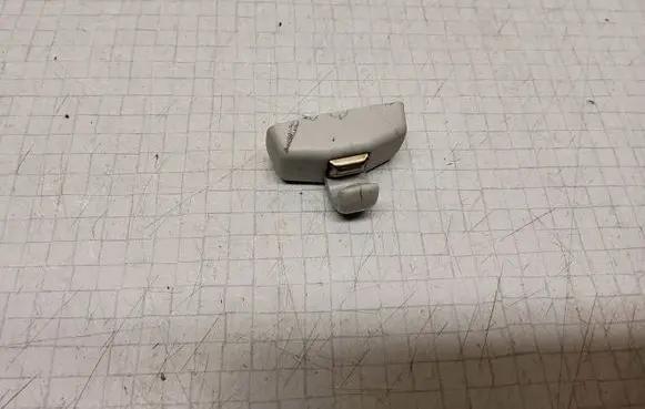 Volkswagen Bora Sun visor clip/hook/bracket 3B0857561B
