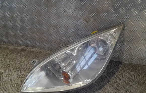 Mitsubishi Colt Headlight/headlamp 0301208681 8301A285