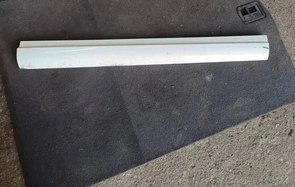 Maserati Levante Front door trim (molding) 670035235 670035235DX