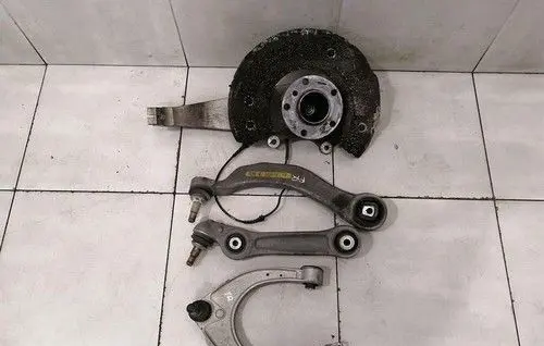 BMW 7 F01 F02 F03 F04 Front lower control arm/wishbone 31216775768