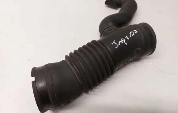 Subaru Impreza II Air intake hose/pipe 061030