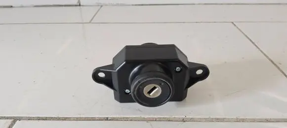 Audi A6 Allroad C6 Ignition lock 4F0909135 33301302 4F0910132