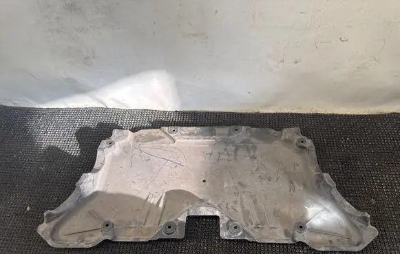 Mercedes-Benz S C217 Engine splash shield/under tray A2135242700