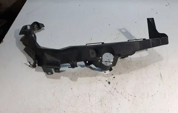 BMW 3 E90 E91 Headlight/headlamp mounting bracket 7138402 15857711