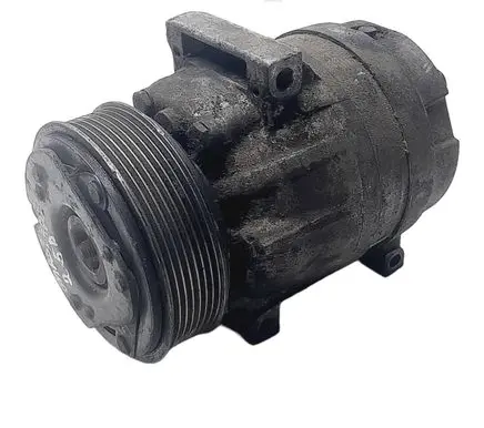 Renault Master II Air conditioning (A/C) compressor (pump) 8200200671