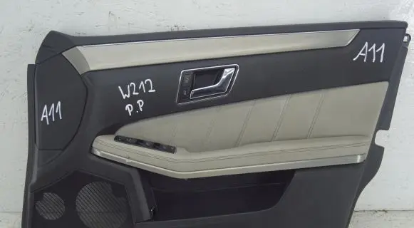 Mercedes-Benz C AMG W204 Front door card panel trim
