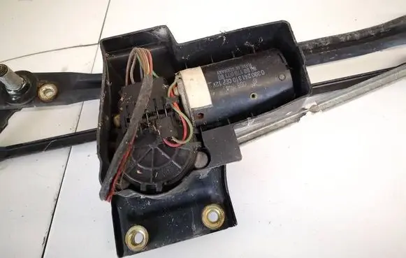 Ford Sierra Wiper motor 83bb17b571bb 0390241310