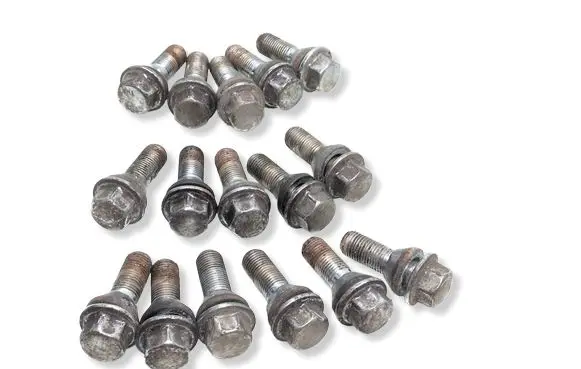 Volvo XC90 Nuts/bolts 