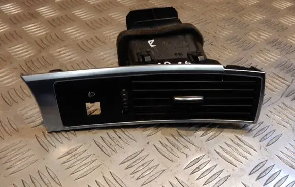 Audi A6 S6 C6 4F Dashboard side air vent grill/cover trim 4F2820902D 3036