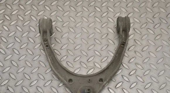 Volkswagen Touareg I Front upper control arm/wishbone 
