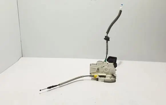 Audi A6 S6 C8 4K Rear door lock 4K0839015Q