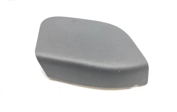 Renault Kadjar Tailgate trim 909002389R 634101250 A042119