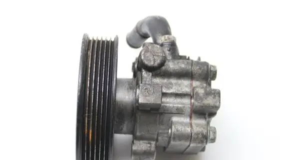 KIA Carens II Power steering pump 571002G200