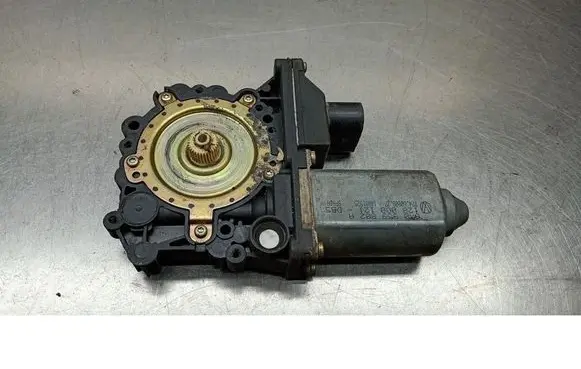 Volkswagen Lupo Front door window regulator motor 6X0959802A