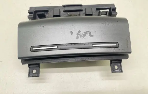 Audi A3 S3 A3 Sportback 8P Car ashtray 8P0857951