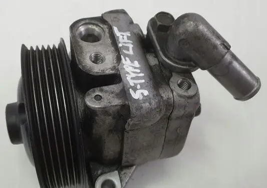 Jaguar XJ X350 Power steering pump 6R83
