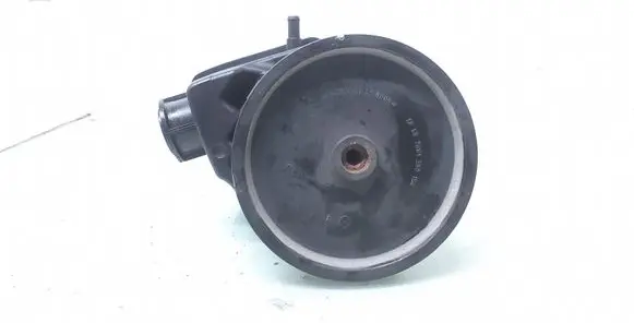 Mercedes-Benz C W204 Power steering pump A0044667001