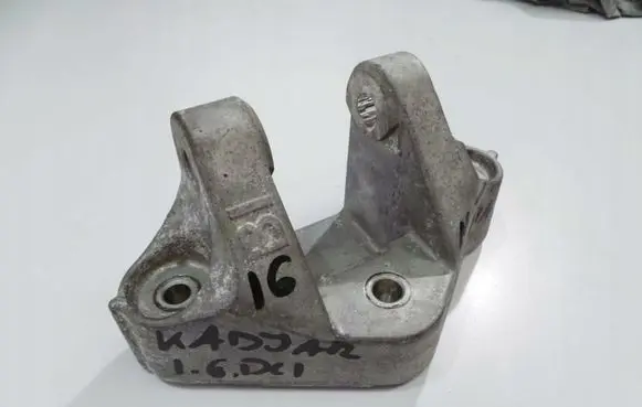Renault Kadjar Gearbox mounting bracket