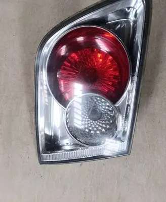 Tailgate rear/tail lights