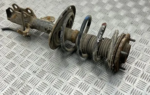 Toyota Prius+ (ZVW40) Front shock absorber with coil spring 