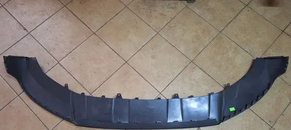 Audi Q3 8U Front bumper lip 8U0807061N 156204