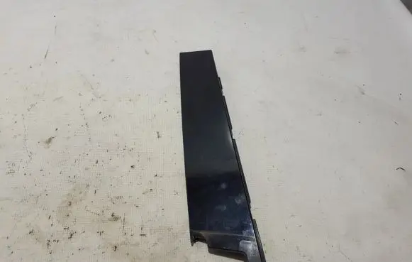 Renault Captur II Front door glass trim molding 802849444R