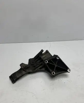Volkswagen II LT Generator/alternator bracket 074145169F