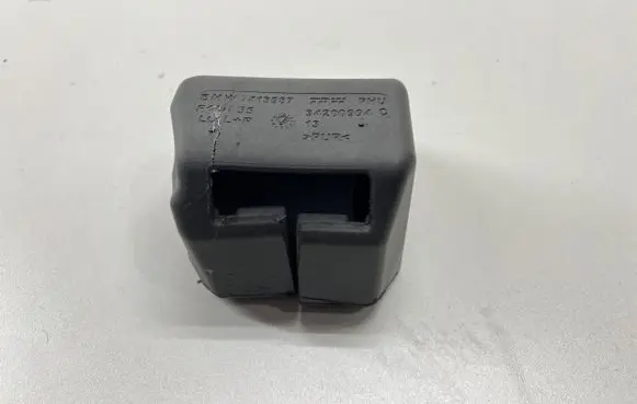 Mini Cooper Countryman F60 Seat belt trim 7413987