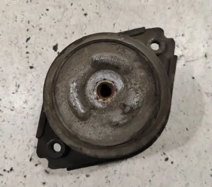 Mercedes-Benz ML W164 Engine mount bracket A2512402917