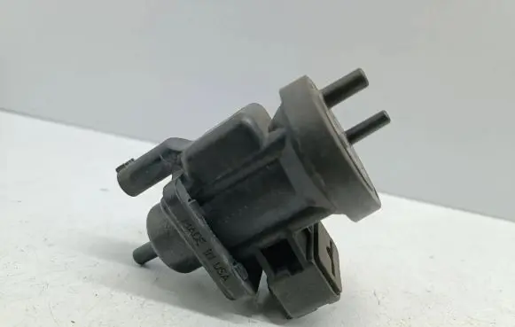 Mercedes-Benz Vaneo W414 Turbo solenoid valve A0005450427 0005450427