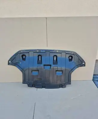 Hyundai Kona I Engine splash shield/under tray 29110
