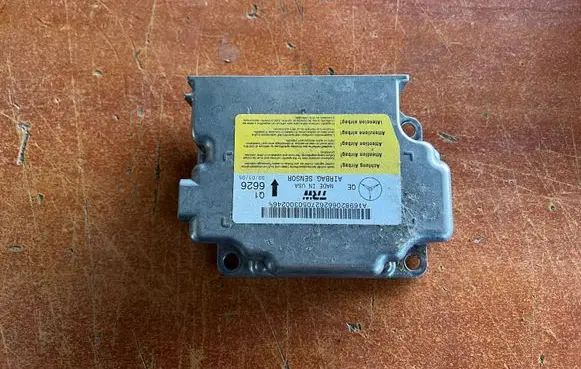 Mercedes-Benz A W169 Airbag control unit/module A169820662627050300246 A16982066262