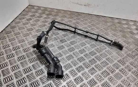 Audi A4 S4 B8 8K Engine coolant pipe/hose 04l122157ac