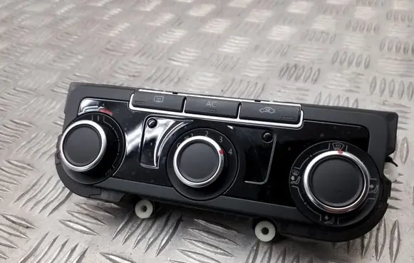 Volkswagen PASSAT B7 Climate control unit 7N0907426K