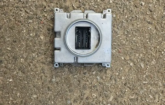 Audi A3 S3 8V Headlight ballast module Xenon 7PP941572AC 7PP941572A W003T25077