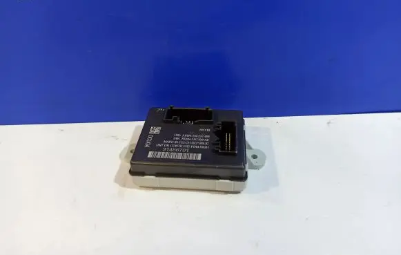 Volvo V60 Door control unit/module 31453295 31456701