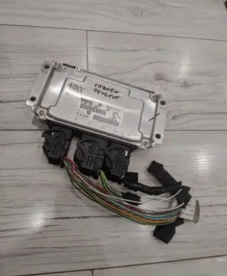Citroen C3 Engine control unit/module ECU 0261207858