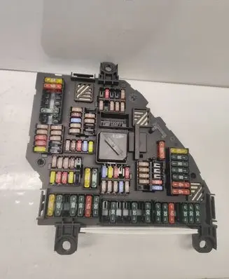BMW 7 F01 F02 F03 F04 Fuse module 9151322 1703345