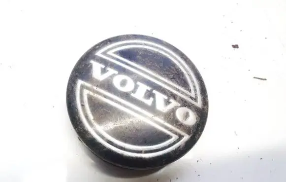 Volvo V50 Original wheel cap 30666913 30748052
