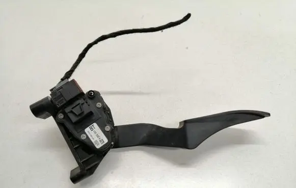 Opel Zafira A Accelerator throttle pedal 9202341