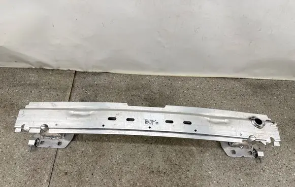 BMW X7 G07 Rear bumper cross member 7425444