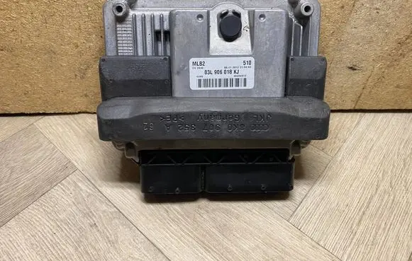 Audi A4 S4 B8 8K Engine control unit/module 03L906018KJ