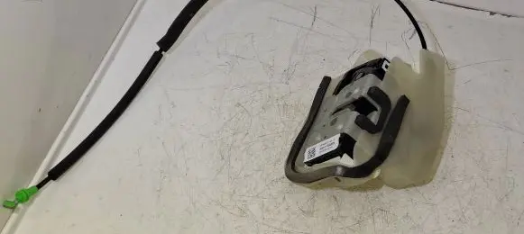 Tesla Model Y Front door lock 150067300A AP121103A09325