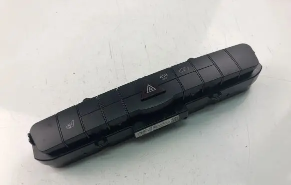 Mercedes-Benz Sprinter W906 Hazard light switch A9069051401