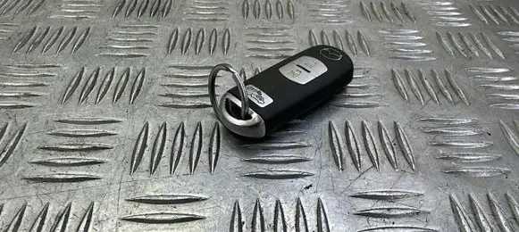 Mazda CX-5 Ignition key/card 