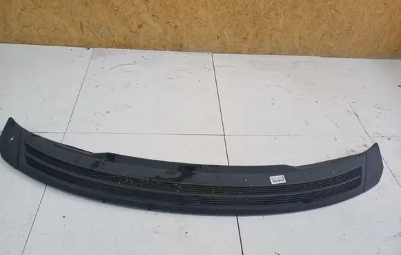 Wiper trim