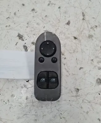 Volkswagen Touran I Electric window control switch