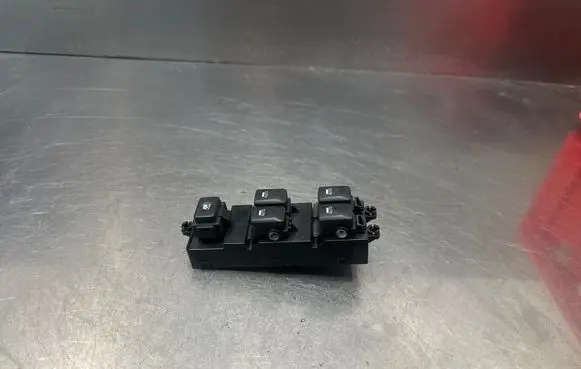 KIA Ceed Electric window control switch 93570A2000 MA002012112 49D4901000