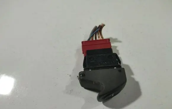 Renault Scenic III - Grand scenic III Electric window control switch 432963K
